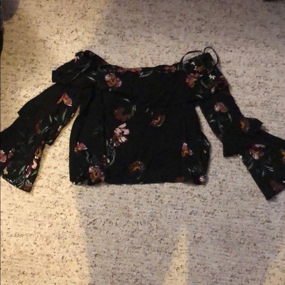 Crop top,